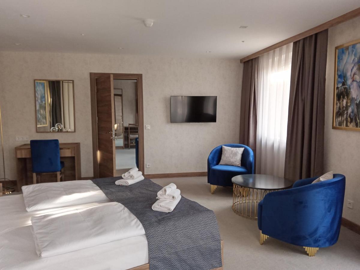 Hotel Foldana Budapest Ngoại thất bức ảnh