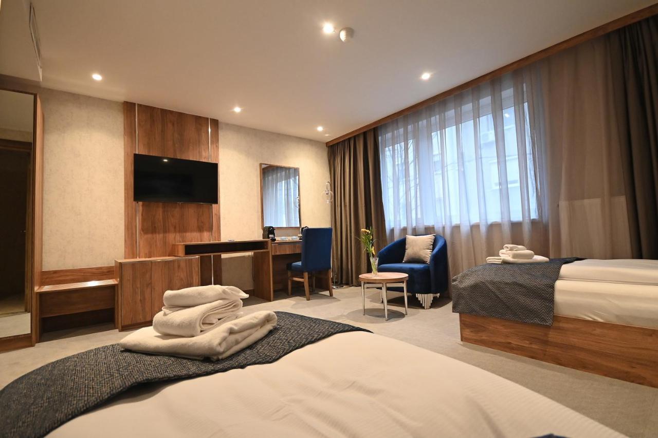 Hotel Foldana Budapest Ngoại thất bức ảnh