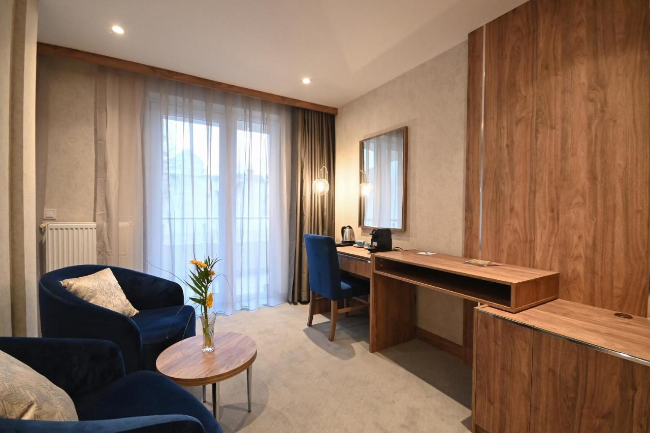 Hotel Foldana Budapest Ngoại thất bức ảnh